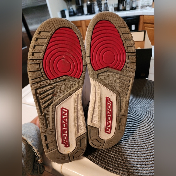 Air Jordan 3 Retro OG BG size 6 1/2 Youth - Picture 8 of 9